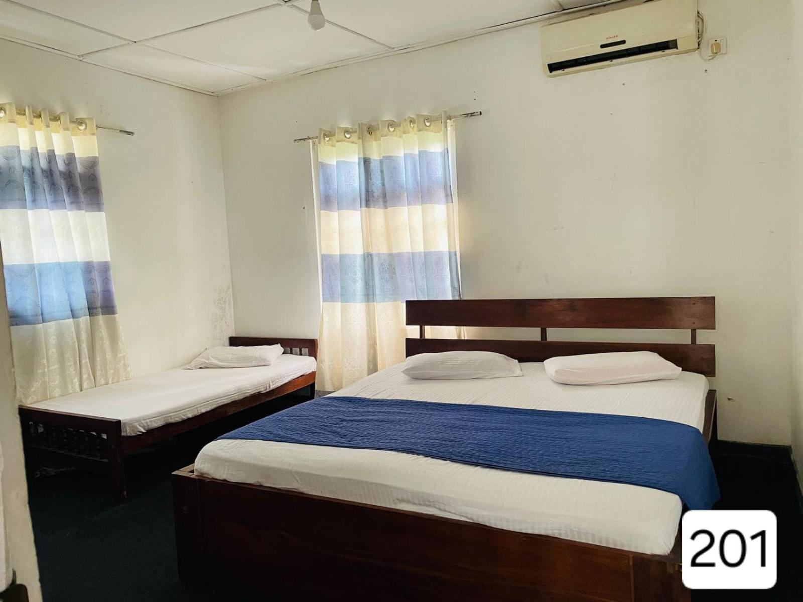 Sky Beam Hotel Kandy Zimmer foto